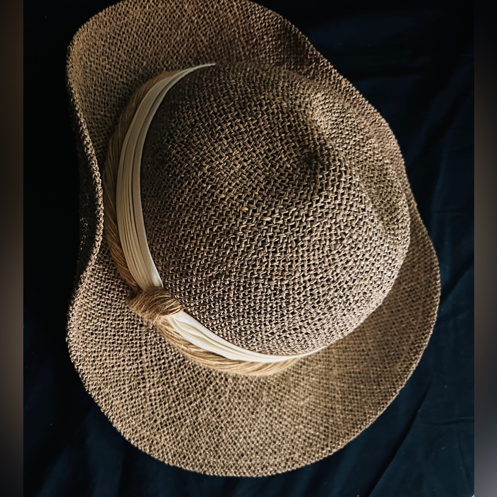Vintage Saks Fifth Avenue Hat